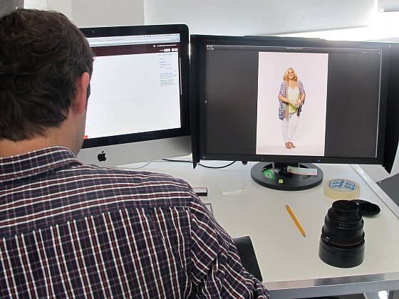 Steve Brown Photographer at work on Styling You book