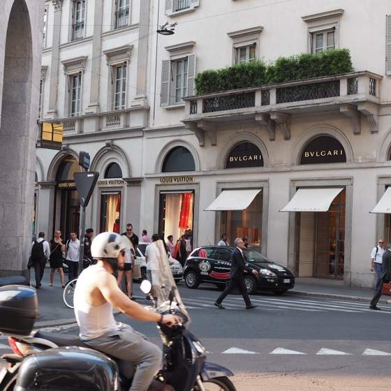 Shopping in Milan, Italy | Via Monte Napoleone
