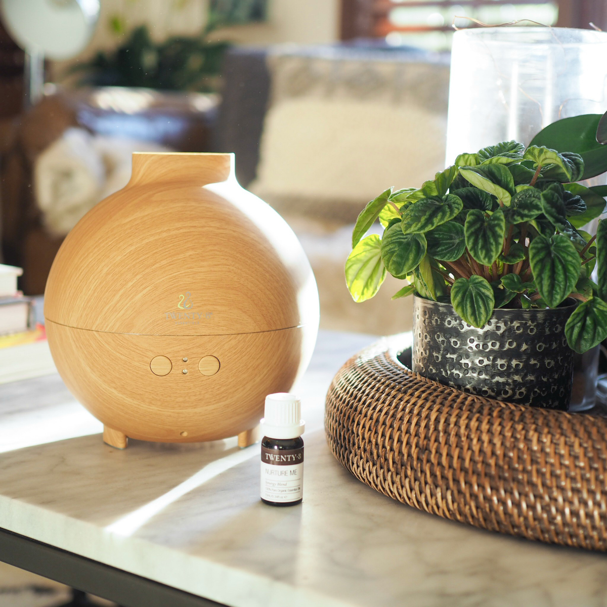 How to change and cosy up a living space for winter | Twenty8 Nurture Me synergy blend and diffuser