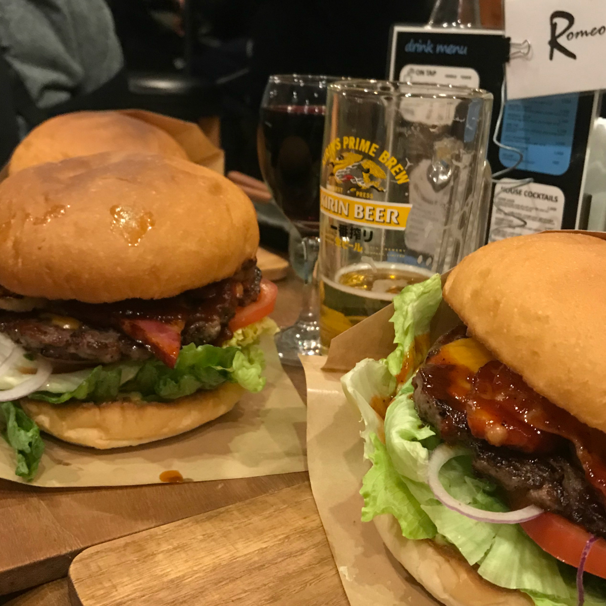 Unjaune burgers, Hakuba
