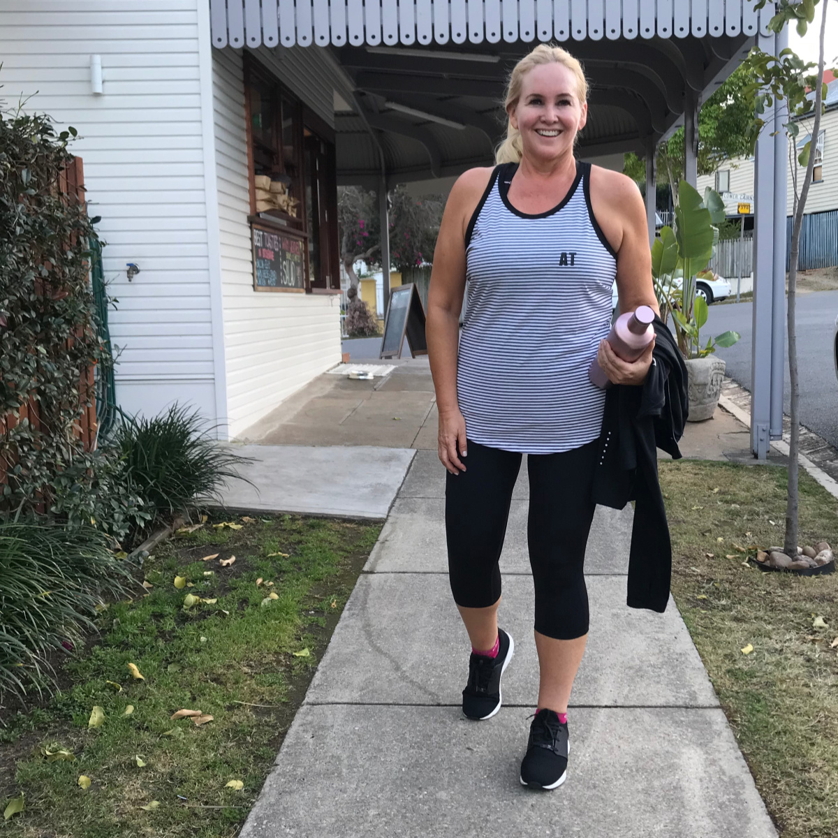 Active Truth X Fat Mum Slim tank | FRANKiE4 TAMBO sneakers