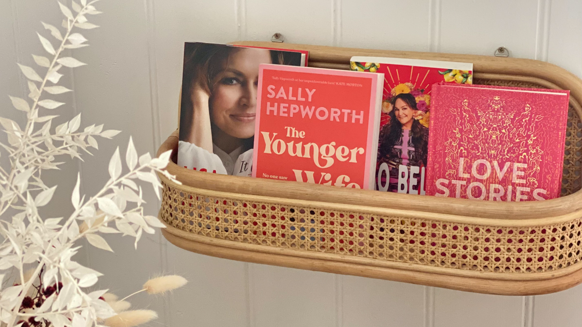 21 fave books for 2021 \ top books shows podcasts 2021