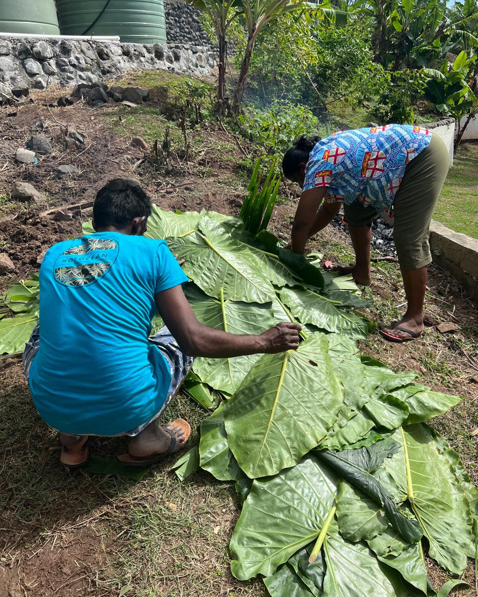 Priti's Paradise - Nitmans Island Tours - Lovo feast - low-tourism Fiji